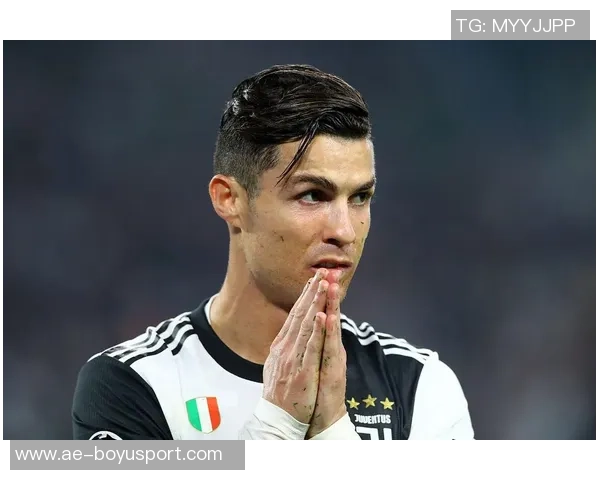 C罗昔日尤文队友工地打拼走红25岁因伤退役成励志典范