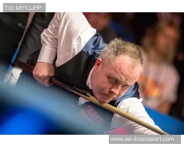 布克赞邓恩今夏训练刻苦展现更强侵略性状态提升显著